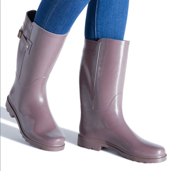 Shoes - Arna Rainboots